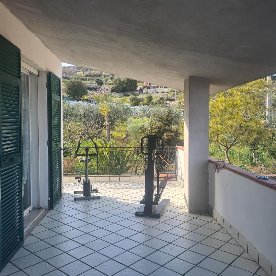Bbq House Apartment Sanremo Bagian luar foto